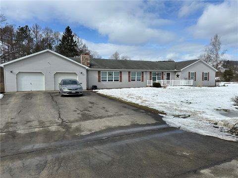 Photo of 149 Thompson Road, Norwich, NY 13815 (MLS # R1590230)