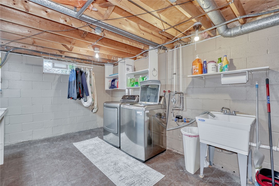 770 Lauren Court, Webster, New York image 36