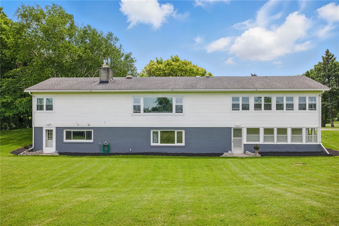 8281 E Main Road