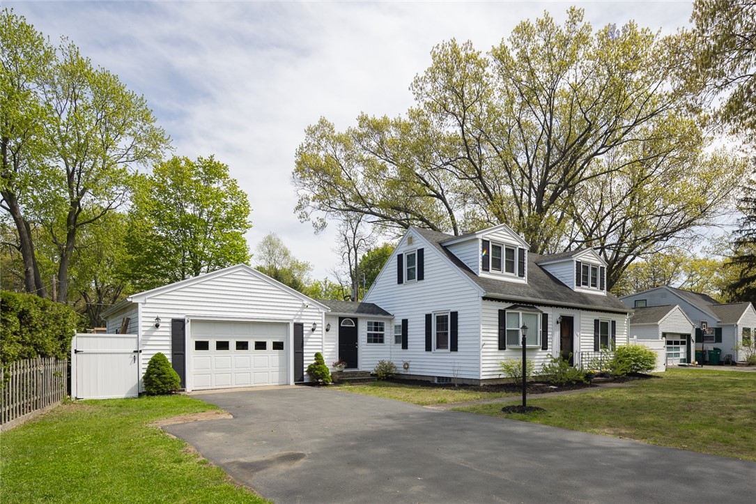 788 Dewitt Road, Webster, New York image 3