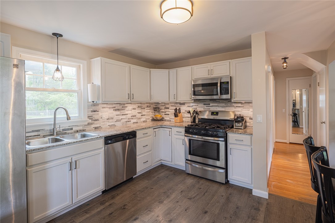 788 Dewitt Road, Webster, New York image 9