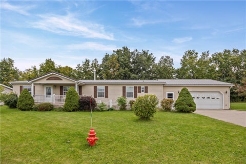 Mobile Home For Sale - 26 Indian Hills Drive<br/> Seneca County, Fayette, NY 13165