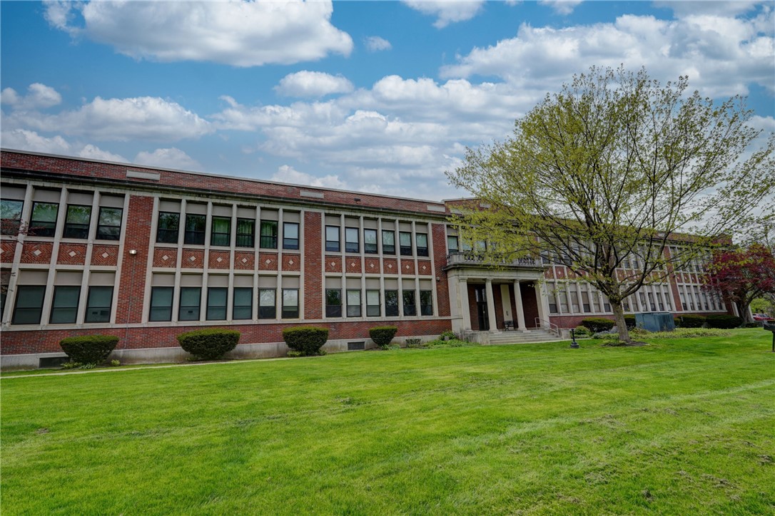 270 Latta Road #UN113, Rochester, New York image 40