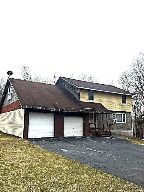 MLS: R1601366