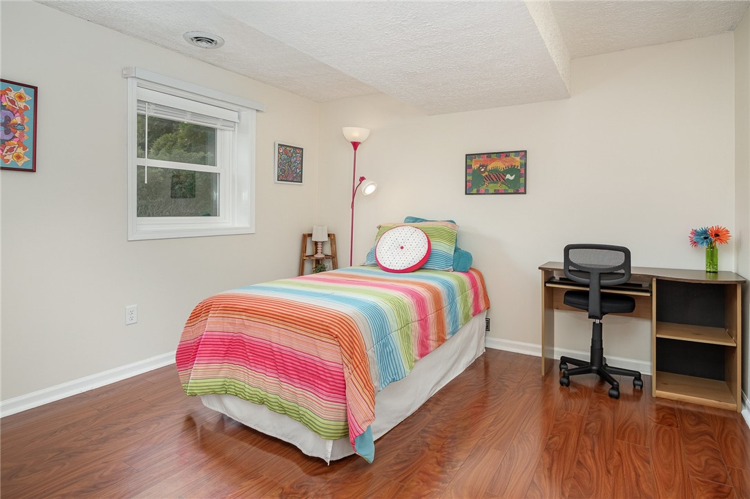 388 Longbush Lane Ln, Webster, New York image 18