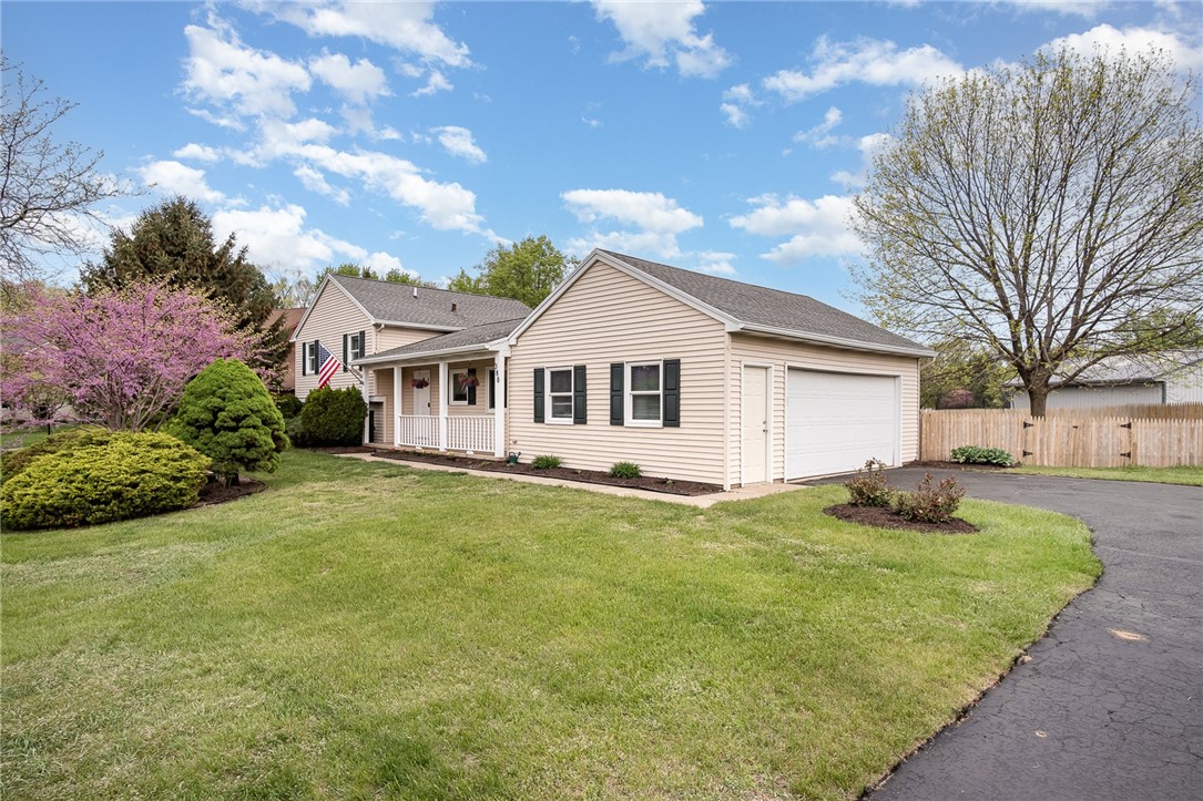 388 Longbush Lane Ln, Webster, New York image 28