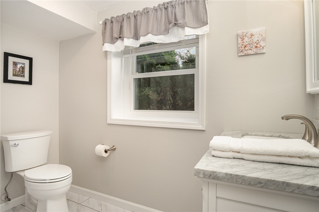 388 Longbush Lane Ln, Webster, New York image 15