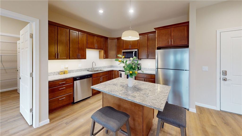 Photo of 200 Mulcahy Boulevard #12-B, Chili, NY 14624 (MLS # R1533037)