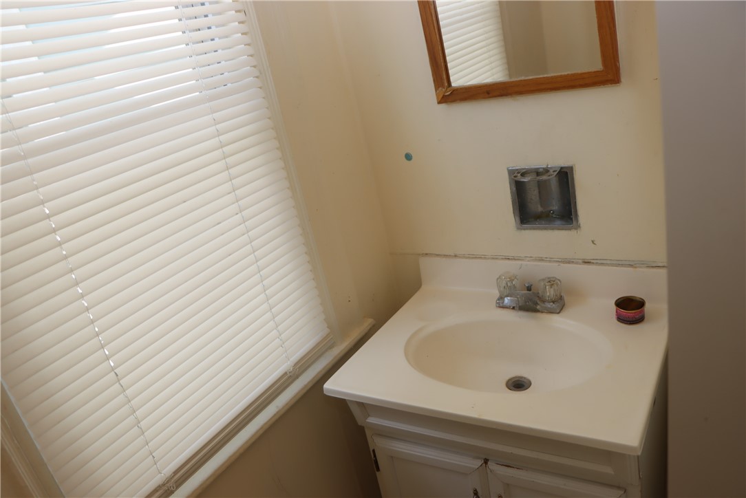 913 Goodman Street, Rochester, New York image 24