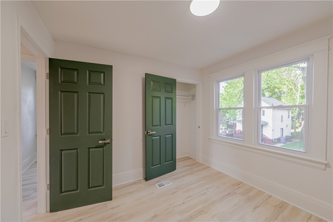 39 Mitchell Street, Rochester, New York image 16