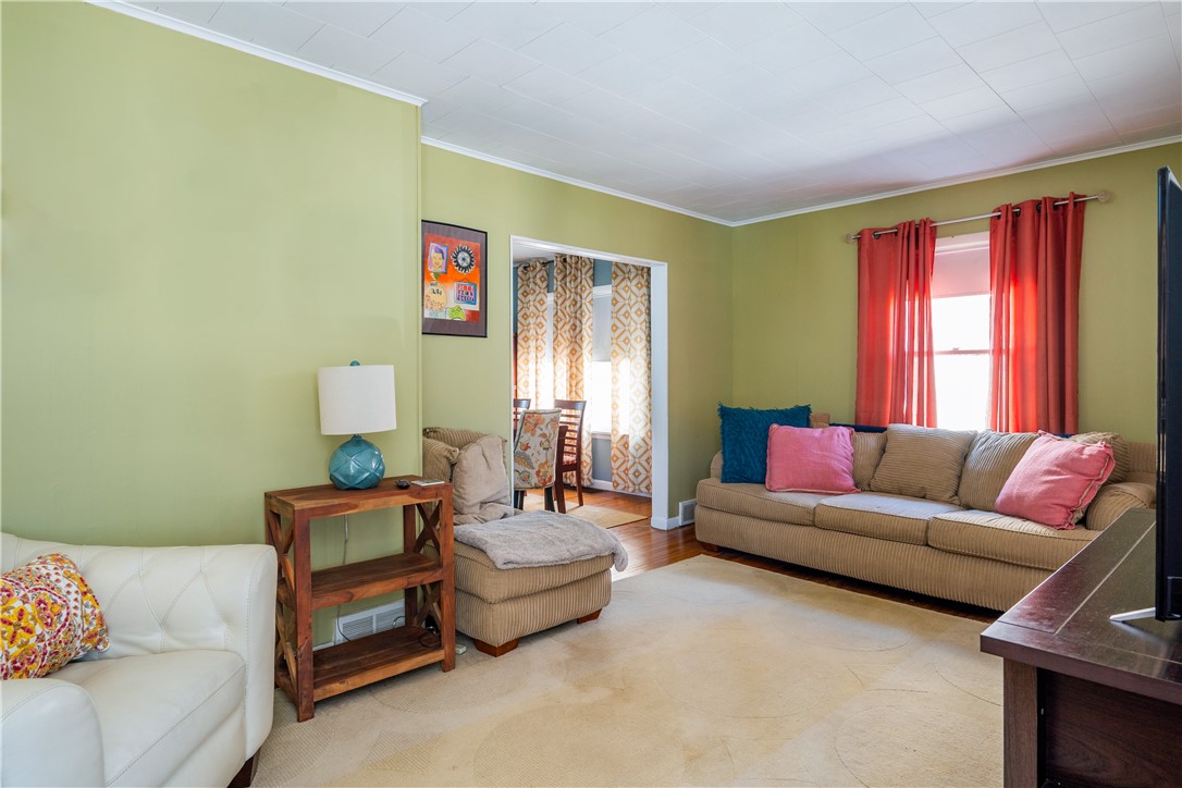Search Properties 2 108 w spruce street