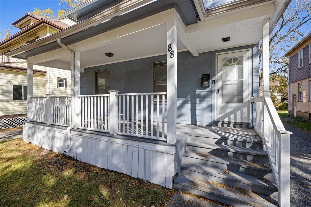88 Gardiner Avenue