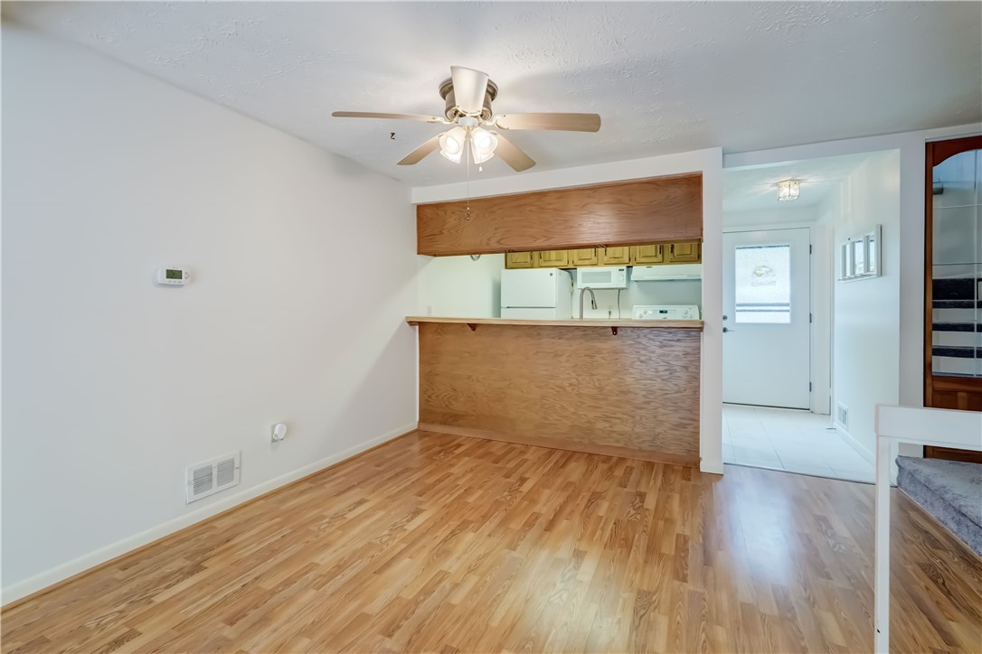 9 Village Trail, Mendon, New York image 10