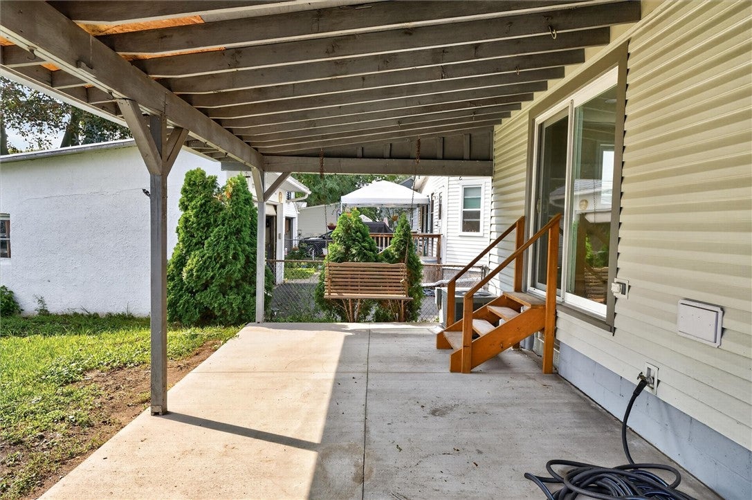 316 W Elm St