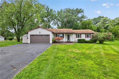 Tiny photo for 1009 Staci Lane, Webster, NY 14580 (MLS # R1701532)