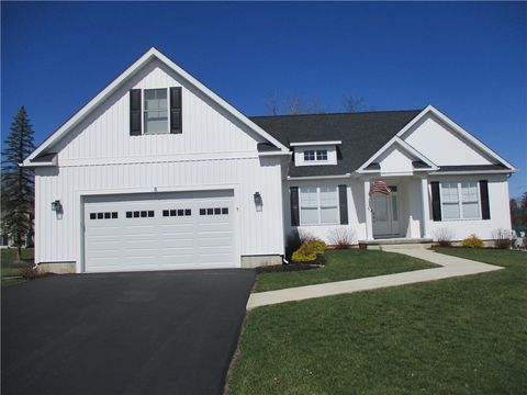 Homes For Sale - 8 Royal Court Court<br/> Chemung County, Horseheads, NY 14845