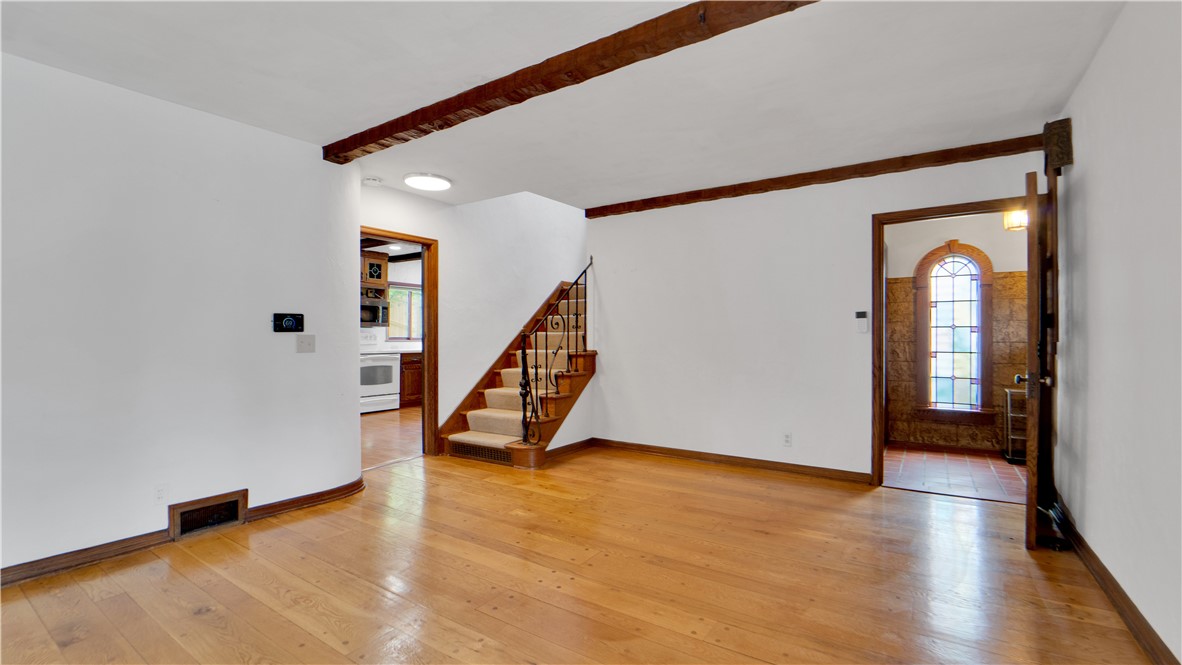 5137 Saint Paul Boulevard, Irondequoit, New York image 13
