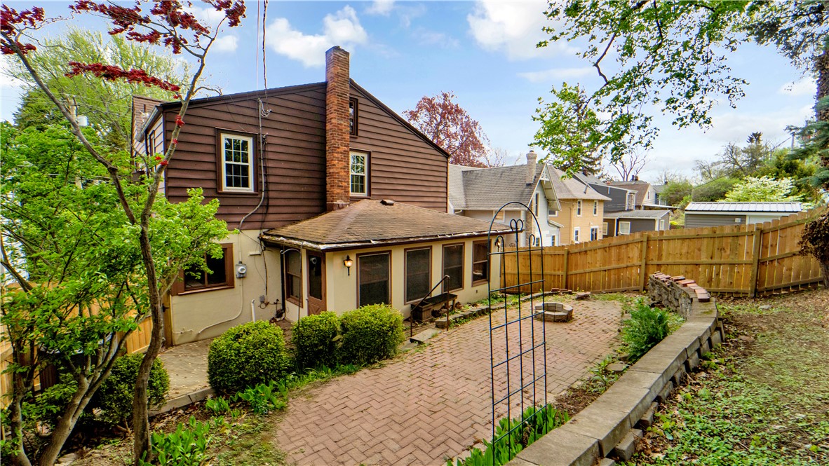 5137 Saint Paul Boulevard, Irondequoit, New York image 20