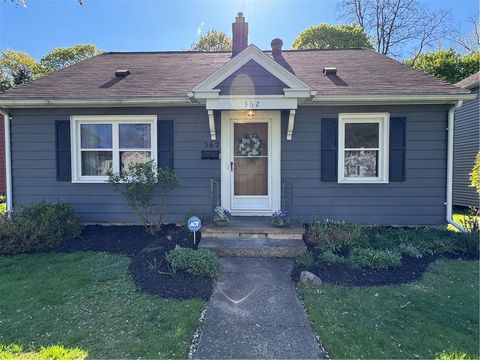 Photo of 362 Carling Road, Rochester, NY 14610 (MLS # R1678737)