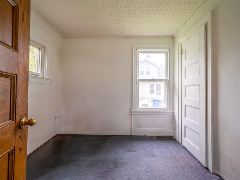 39 Sterling Street, Rochester, New York image 9