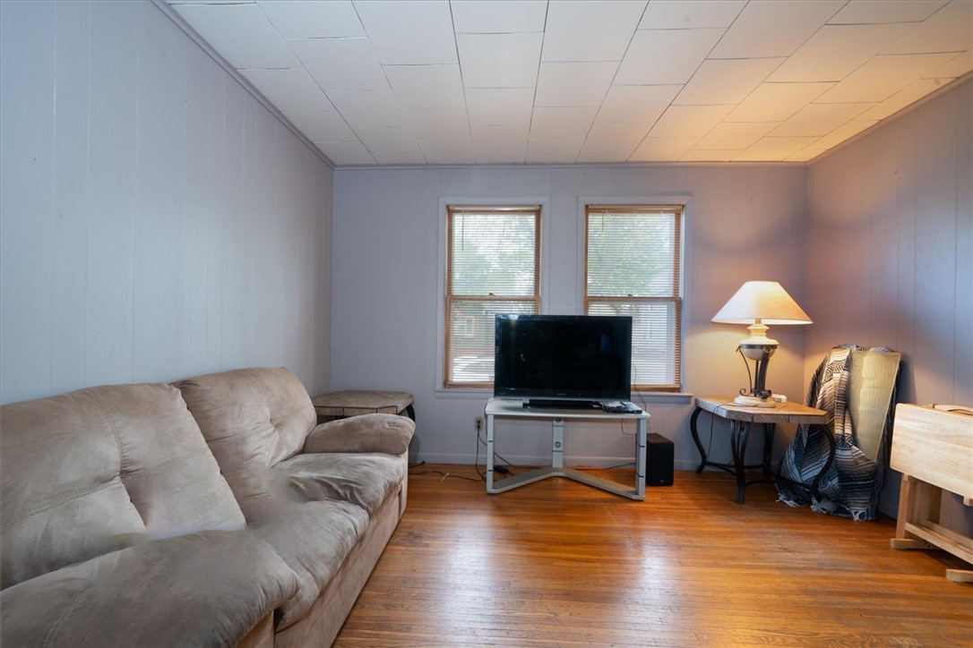 39 Sterling Street, Rochester, New York image 8