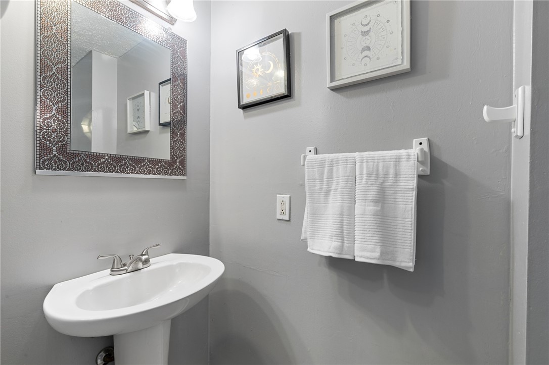 11 Shadow Lane, Gates, New York image 23
