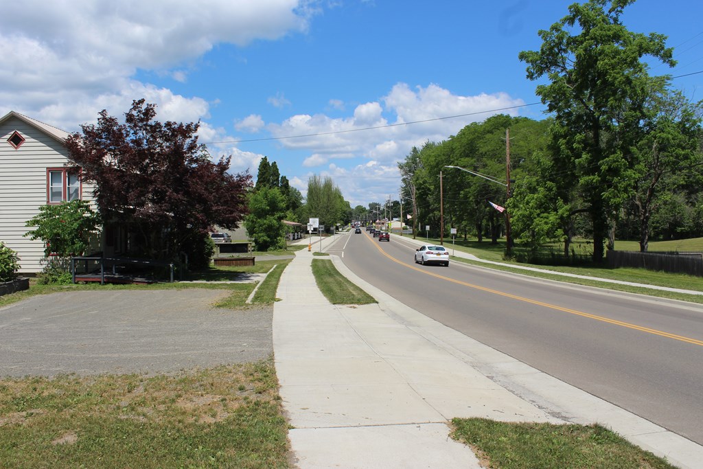 271 S Catherine