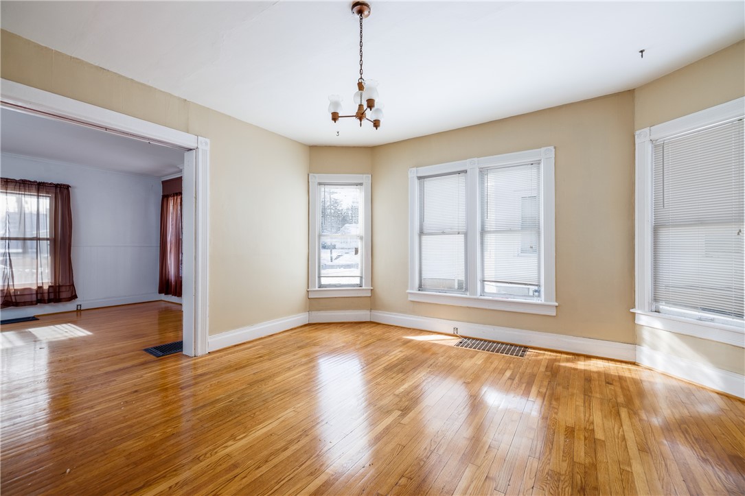 212-214 Lewis Street