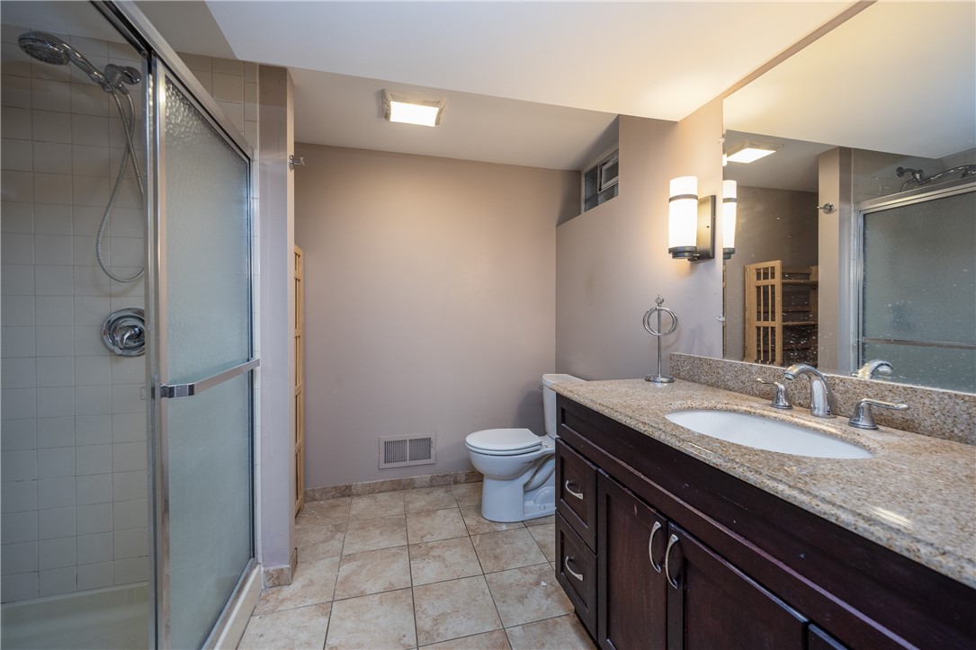 799 Oakridge Drive, Irondequoit, New York image 42