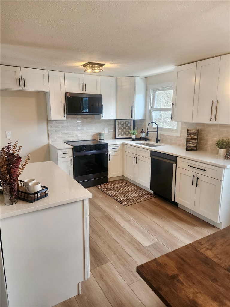 3258 Wildflower Drive