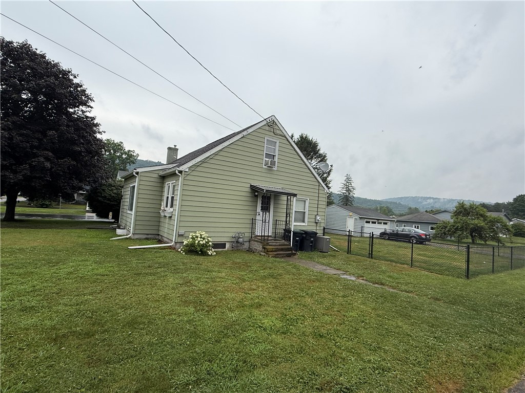 4 Sunset Avenue
