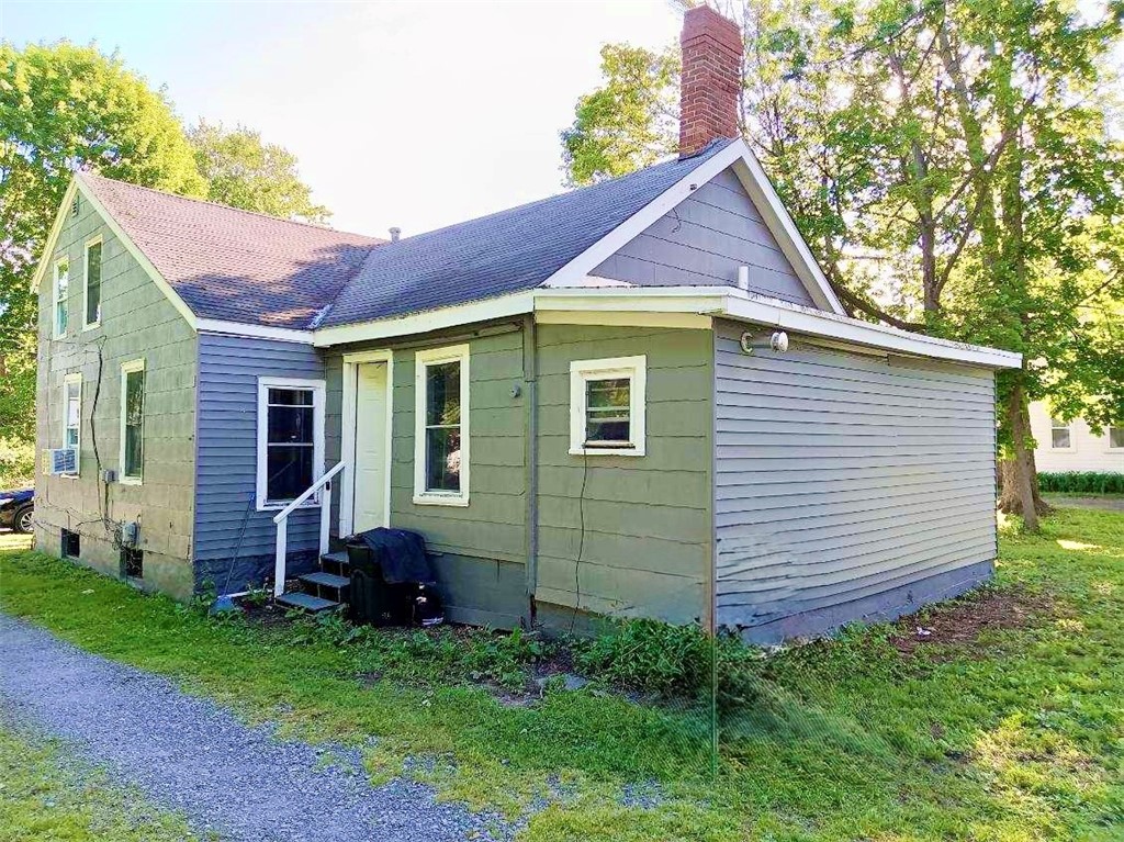 149 E Elisha Street 147