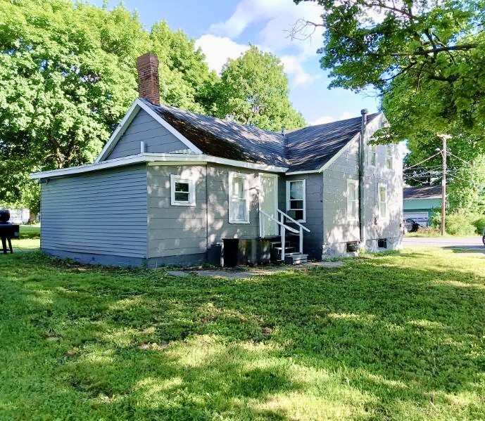 149 E Elisha Street 147
