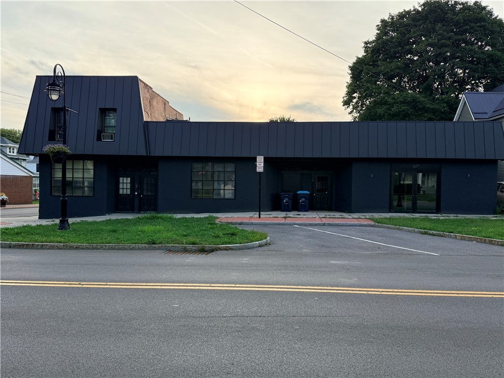 Photo of 633 S Main Street, Arcadia, NY 14513 (MLS # R1715091)