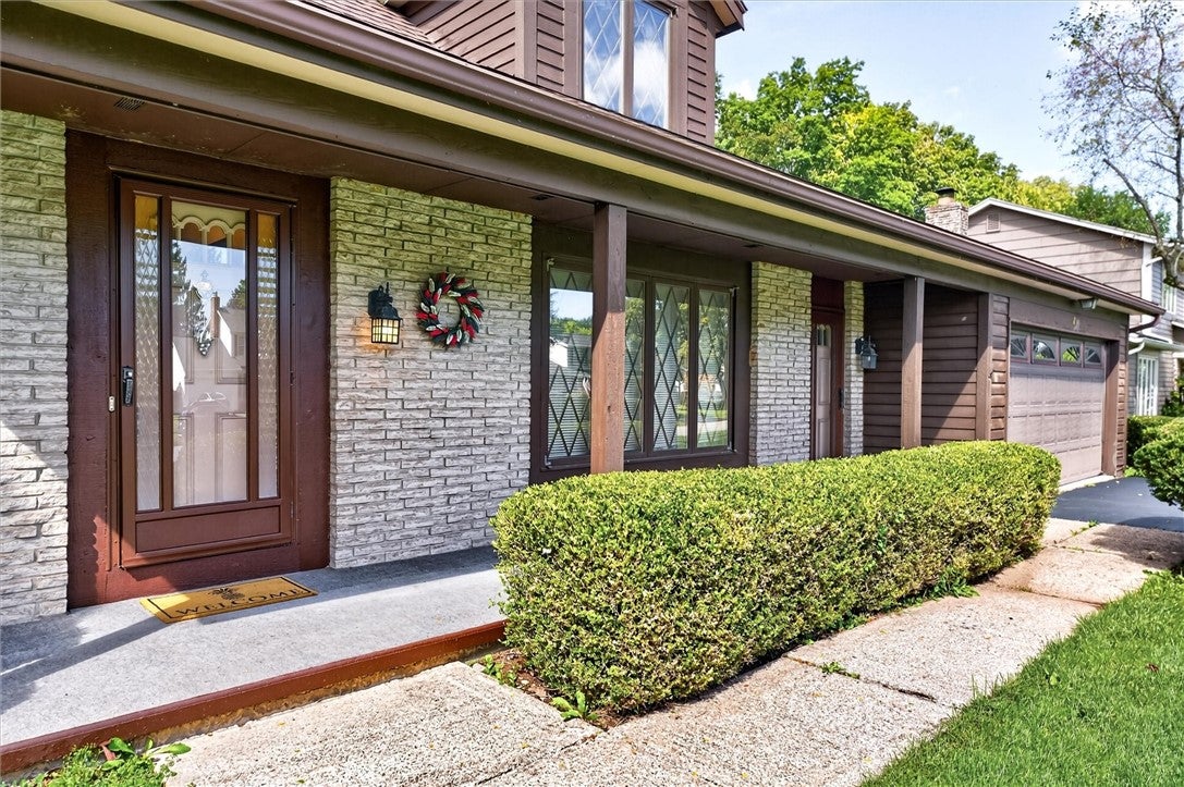 81 Burlwood Drive