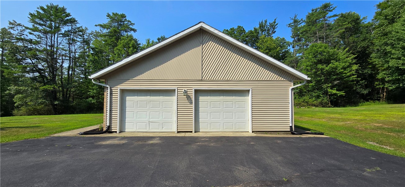 11827 Lando Lane