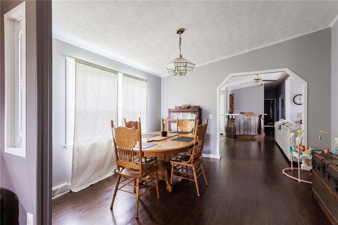 3785 Retsof Road, New York, New York image 21