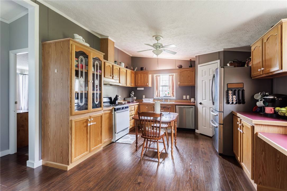 3785 Retsof Road, New York, New York image 24