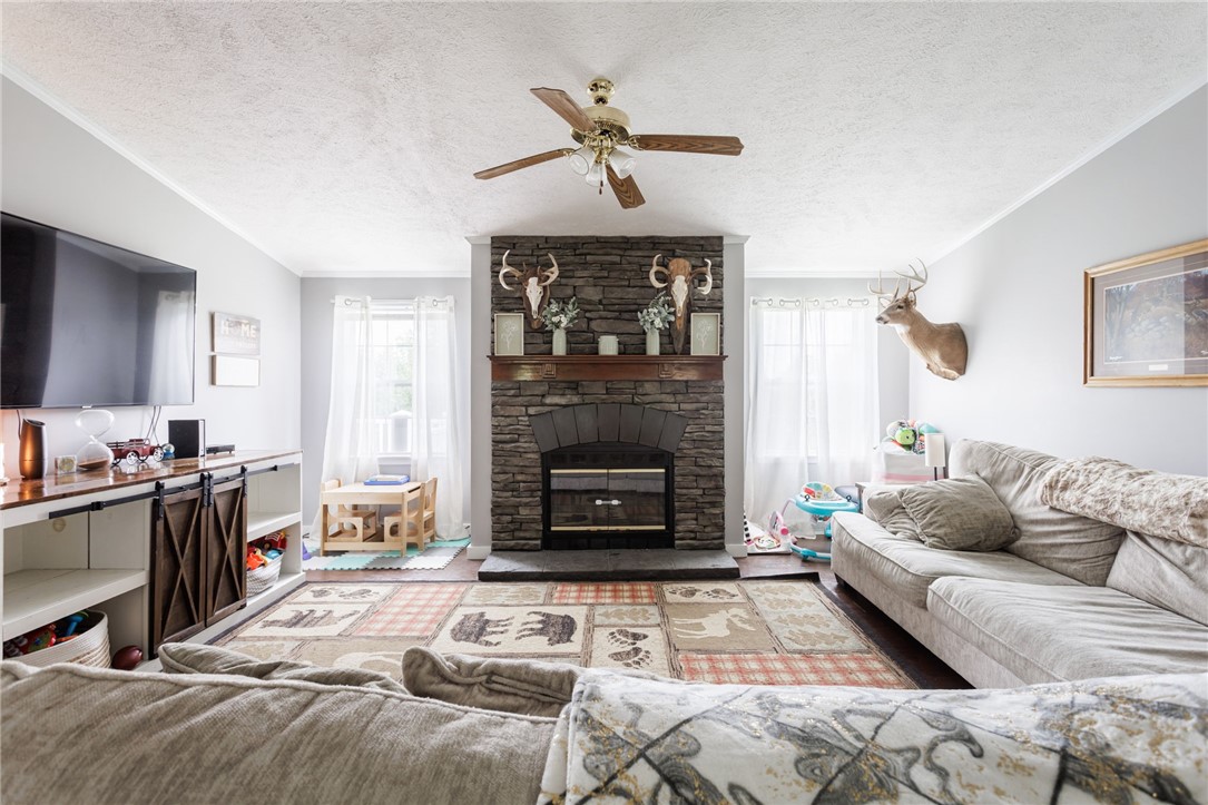 3785 Retsof Road, New York, New York image 6