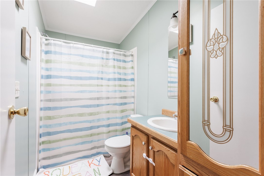 3785 Retsof Road, New York, New York image 28