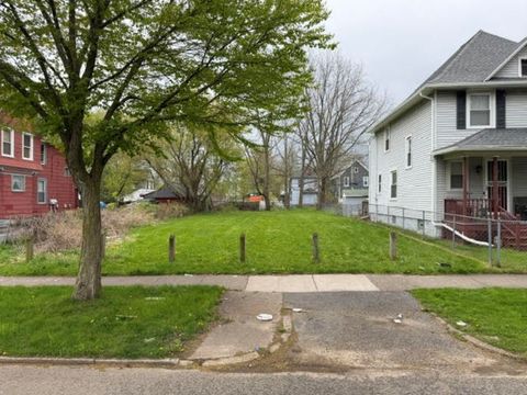 Photo of 184 Warner Street, Rochester, NY 14606 (MLS # R1678955)