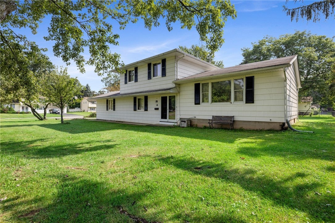 10 Medallion Drive