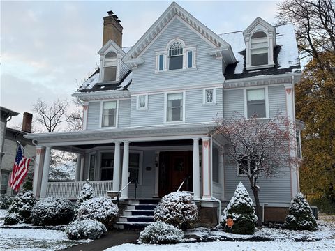 Photo of 146 Gibson Street, Canandaigua City, NY 14424 (MLS # R1646410)