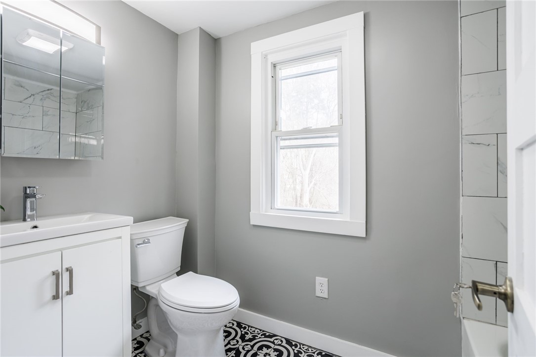 848 Weiland Road, Greece, New York image 27