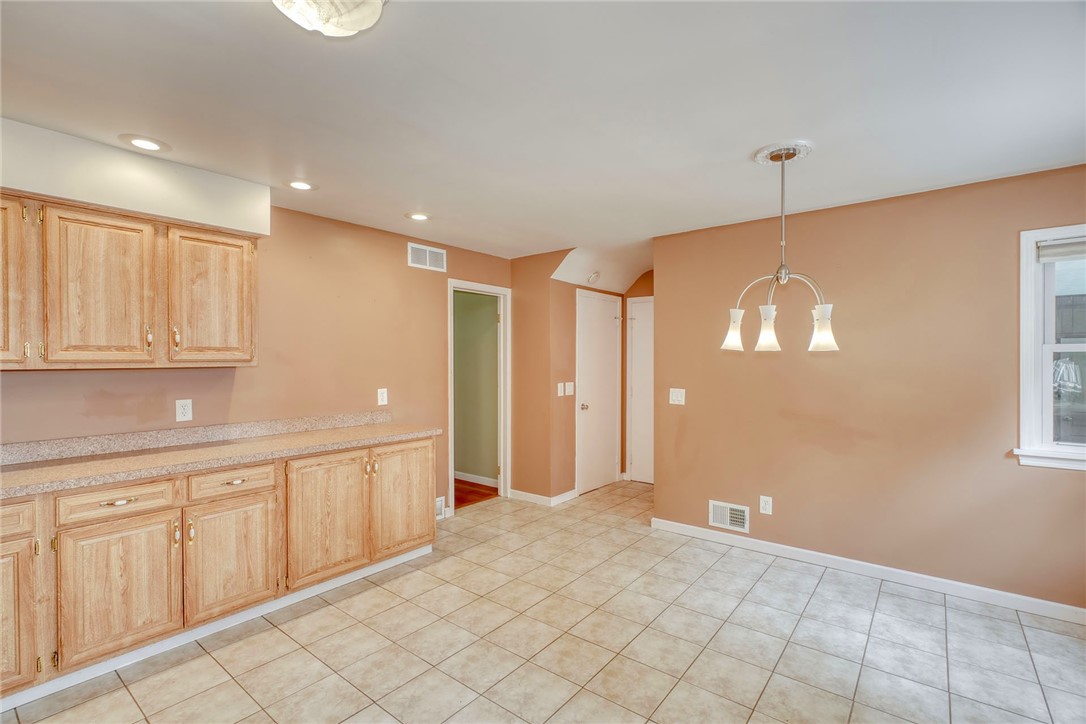50 Shire Oaks Drive, Pittsford, New York image 10