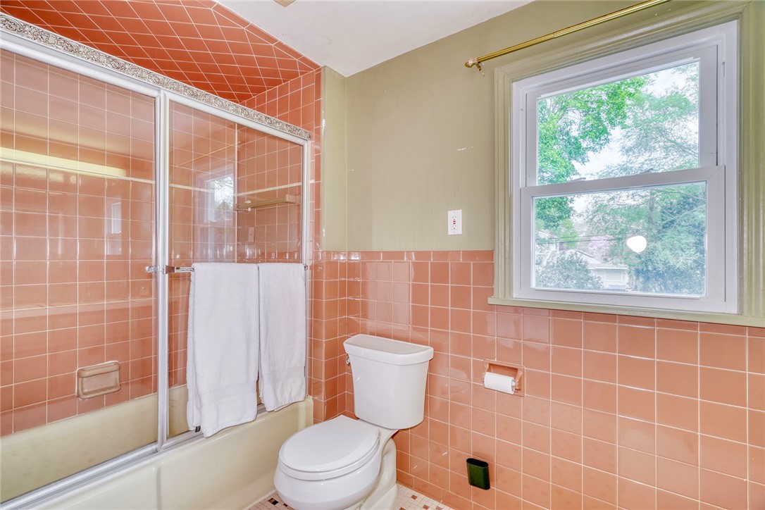 50 Shire Oaks Drive, Pittsford, New York image 38