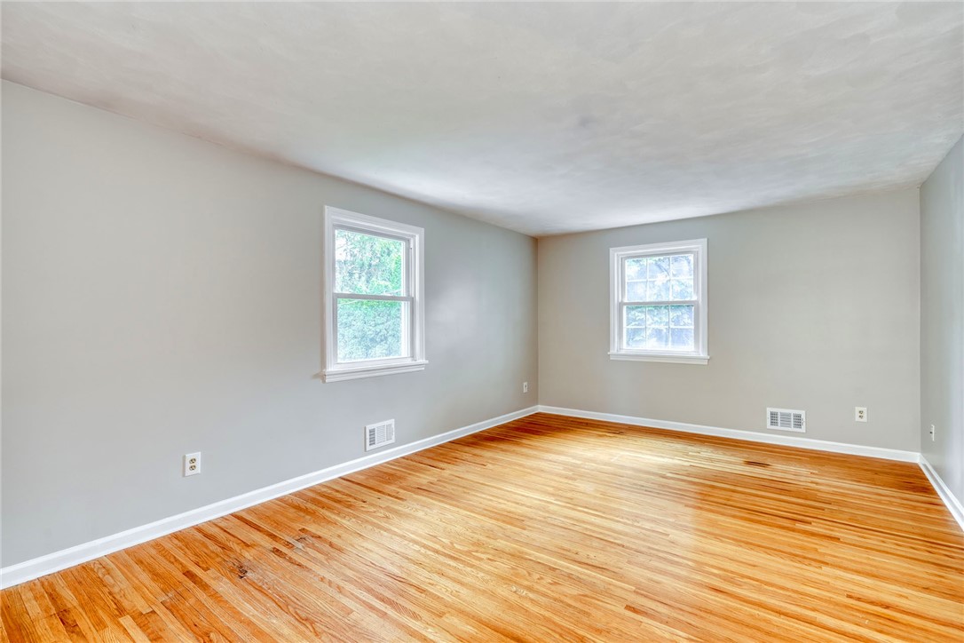 50 Shire Oaks Drive, Pittsford, New York image 26