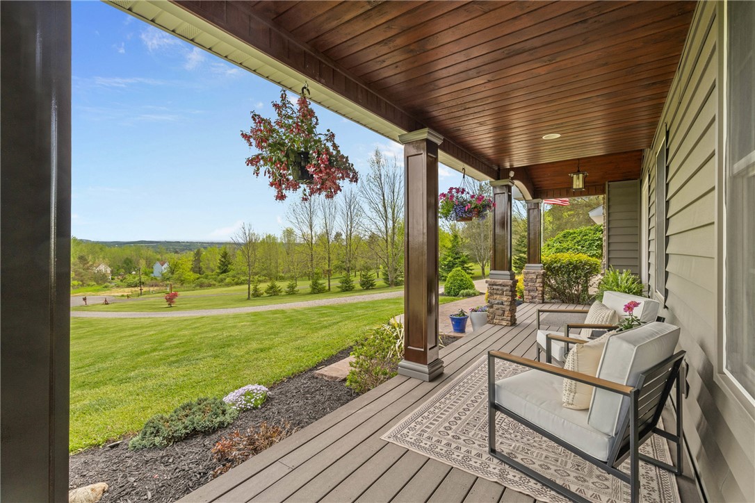 13 Colony Court, Alexander, New York image 6