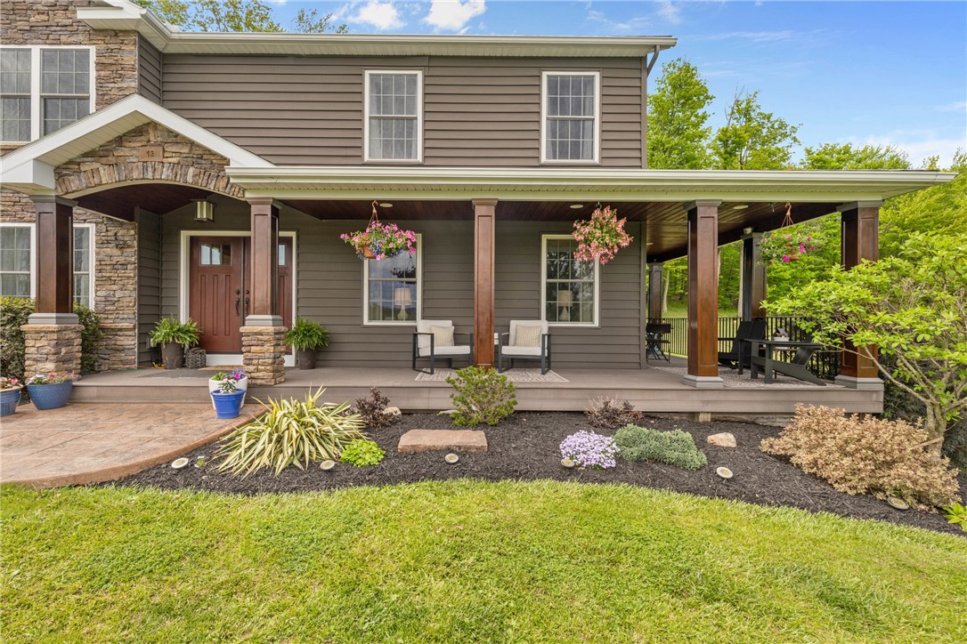 13 Colony Court, Alexander, New York image 4