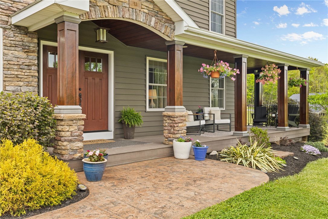 13 Colony Court, Alexander, New York image 5